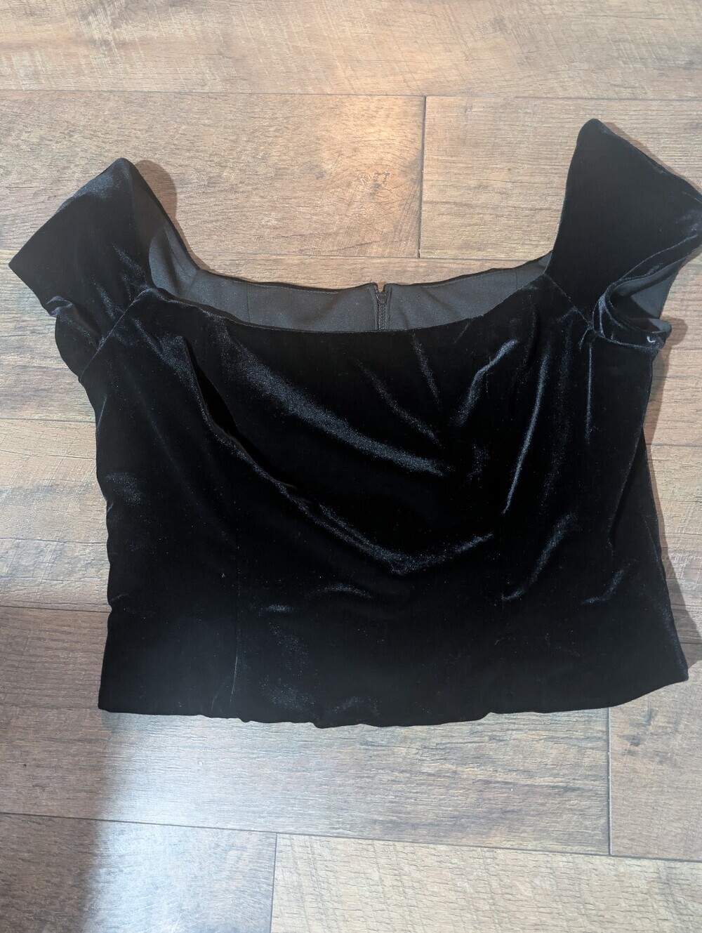 Faviana Black Velvet Off-Shoulder Crop Top